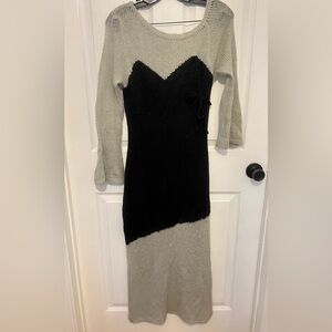 CIDER Women’s Gray & Black Color Block Knit Wool Blend Long Sleeve Midi Dress